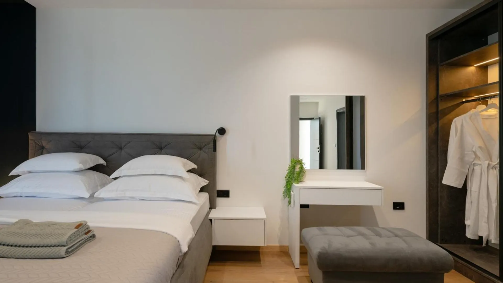 Luxus Villa Nerra In Medulin Mit Meerblick 0*,  Croatia